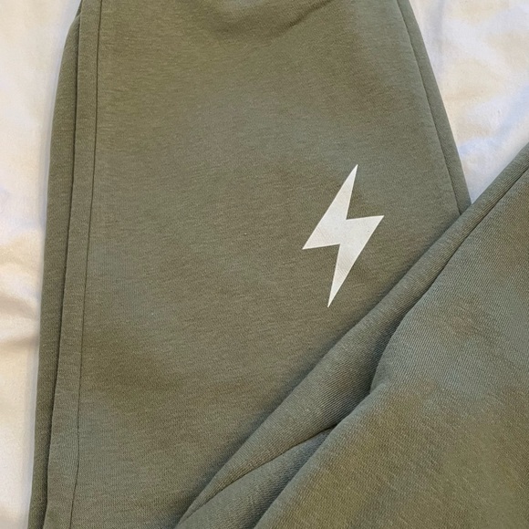 Lazypants BEATRICE BOUCHARD SWEATS - Picture 5 of 6